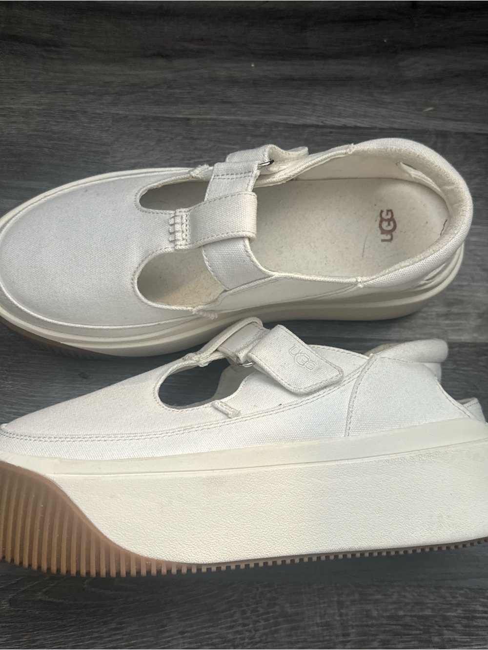 RARE UGG Women White Platform Mary Jane Sneakers